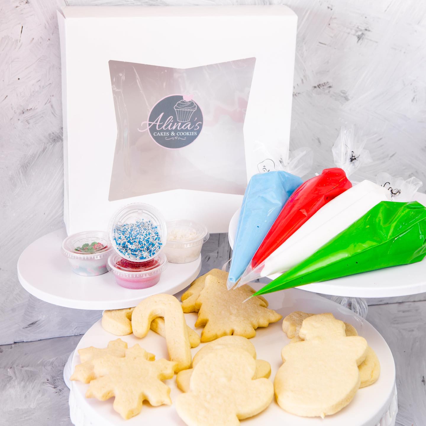 10% out cookie kits today..🎄🎄🎄