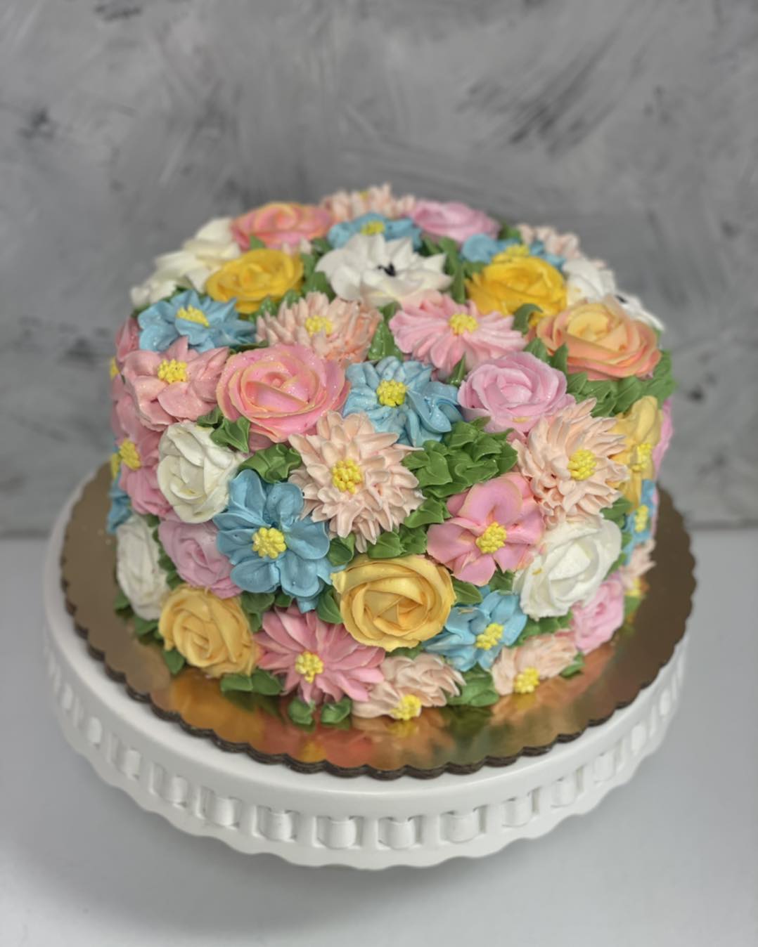 Happy International Women’s Day from all of us at Alina’s 🌸🌸🌸❤️❤️