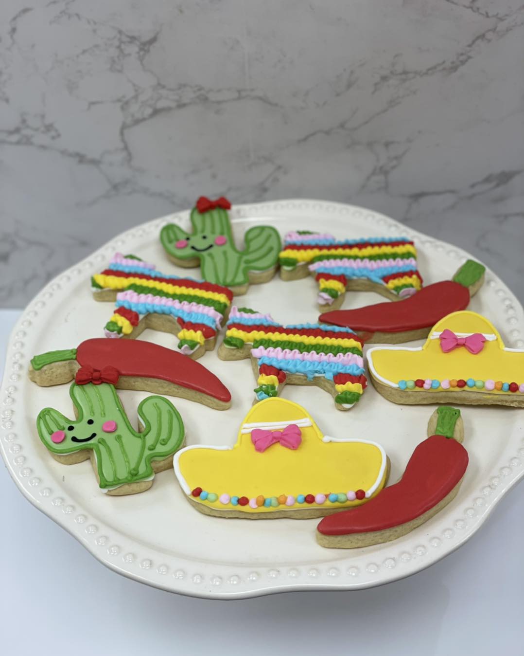 Happy Cinco de Mayo!!!! We have cookies and treats reads for you … #cincodemayocookies...